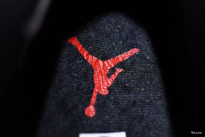 Reps TBK Laser 4 Black Retro Jordan CI1184-001 Air 0821